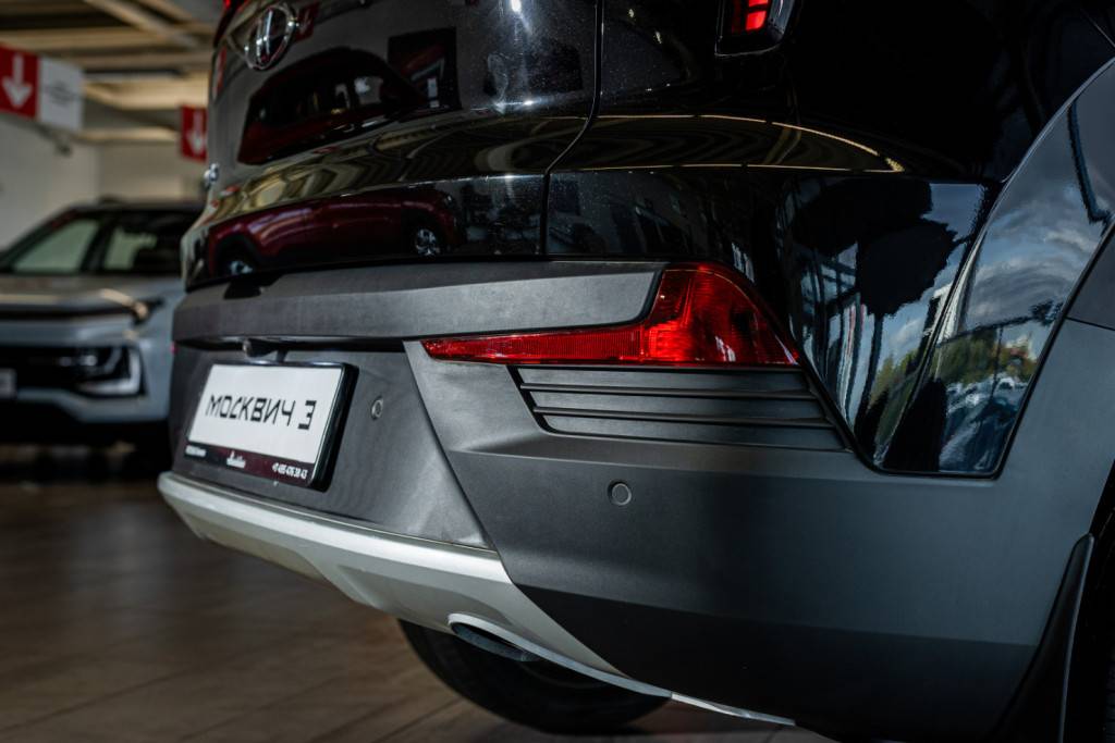 Москвич 3 Комфорт 1.5Т CVT