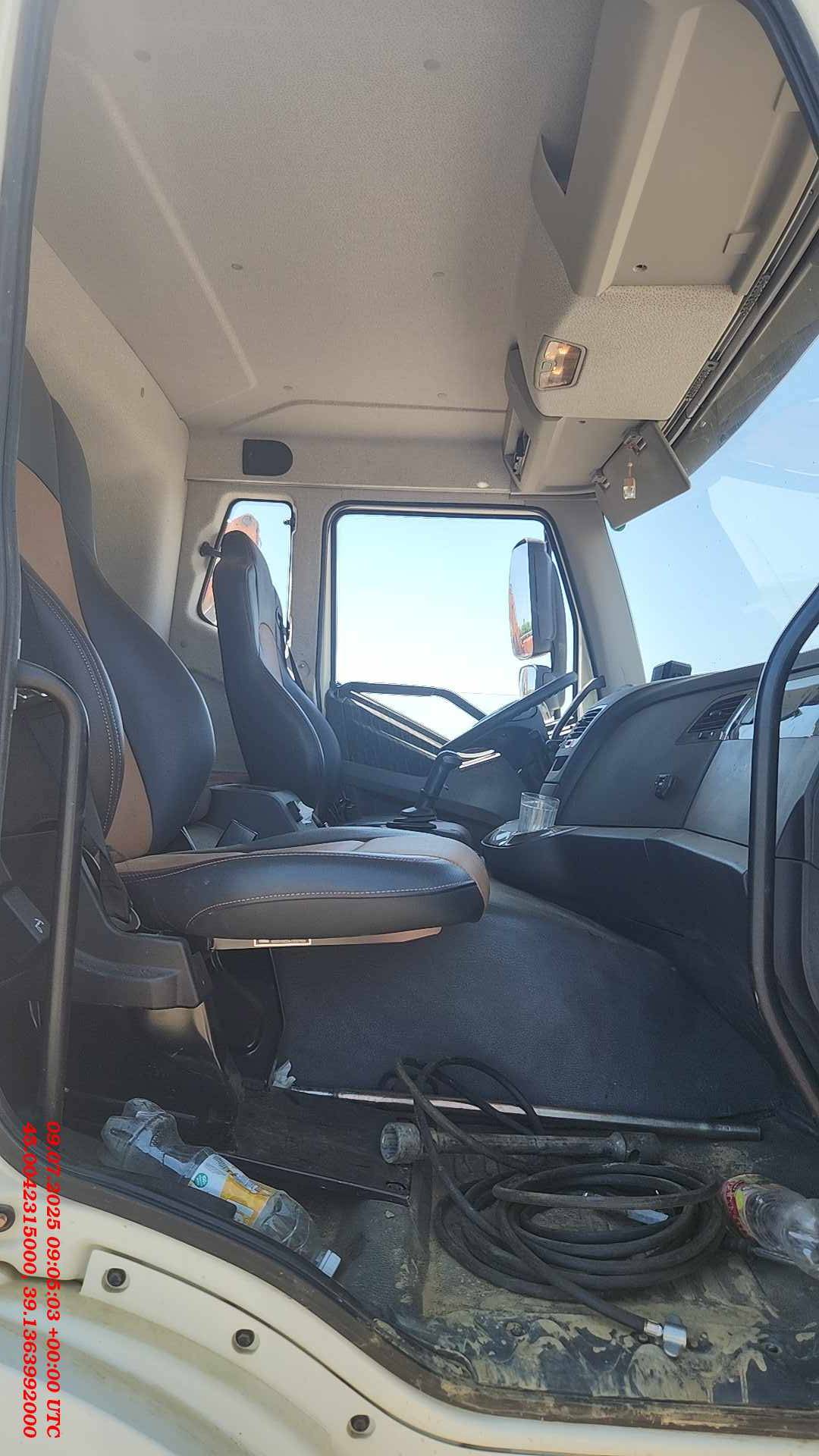 FAW CA3310P66K24T4E5 8х4,  20 662 км, 2023 года в лизинг