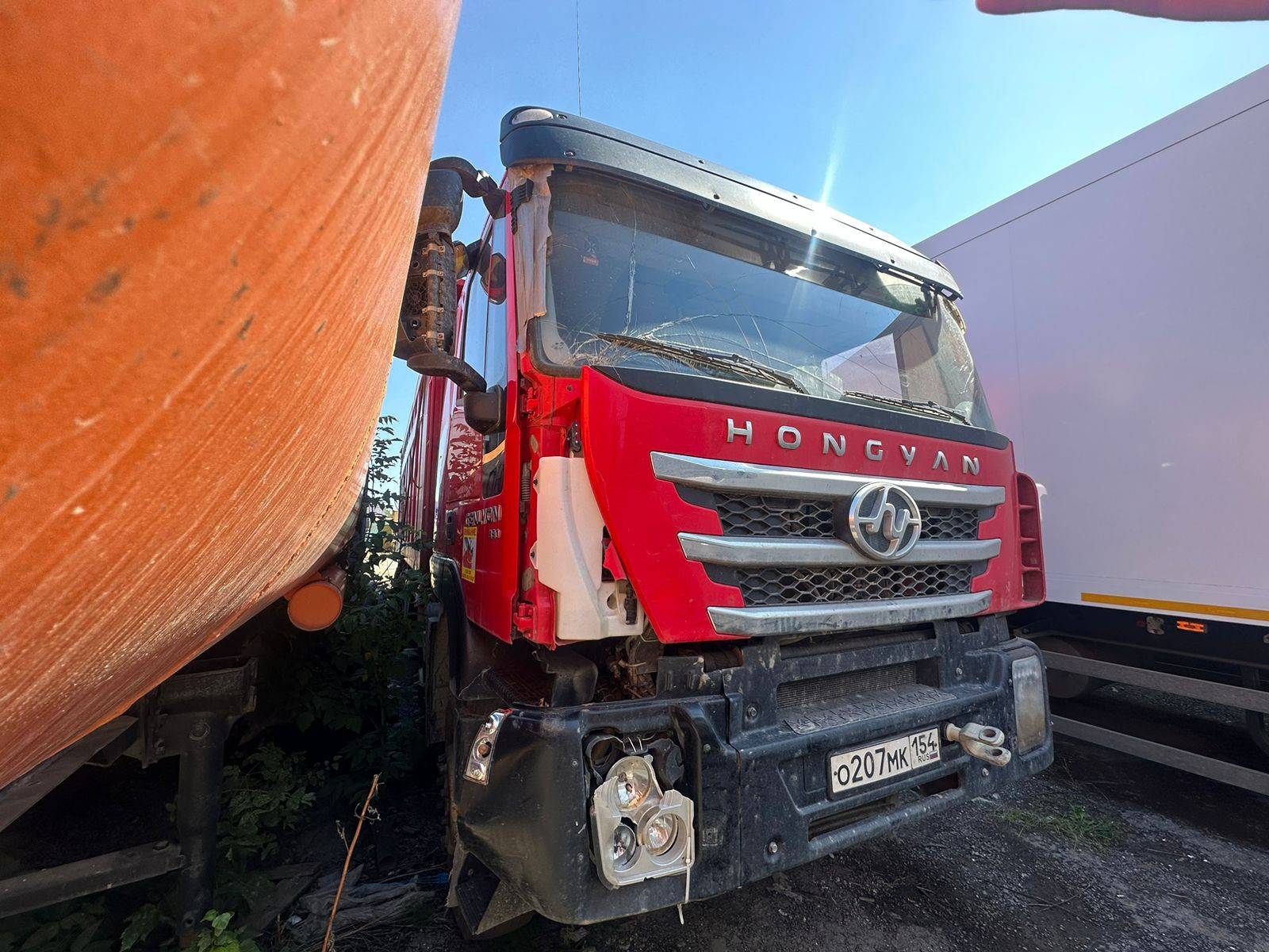 HONGYAN CQ3406HV39 Лот 000000220