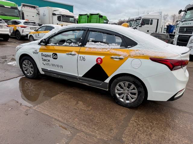 Hyundai Solaris,  294 158 км, 2019 года в лизинг