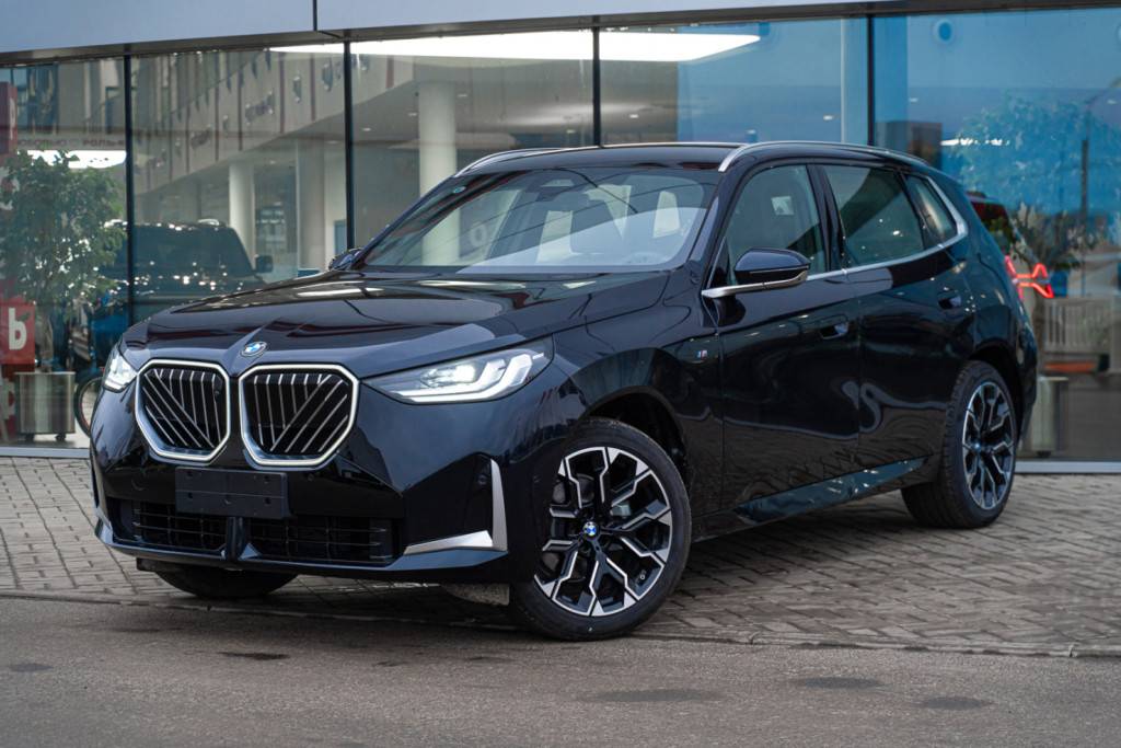 BMW X3 xDrive30L AT Leading M Sport