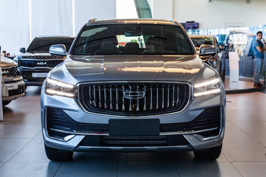Geely Monjaro Флагман 2.0Т 238 л.с. АТ полный привод