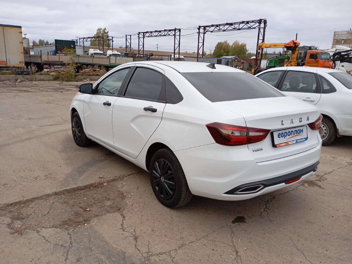 Lada Vesta седан,  81 074 км, 2024 года в лизинг
