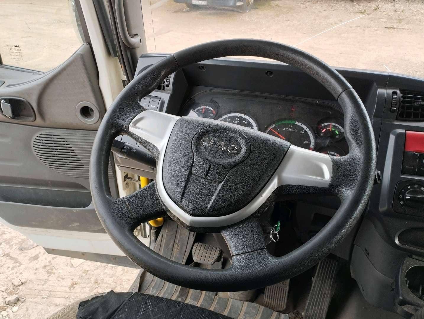JAC N 200,  269 206 км, 2023 года в лизинг