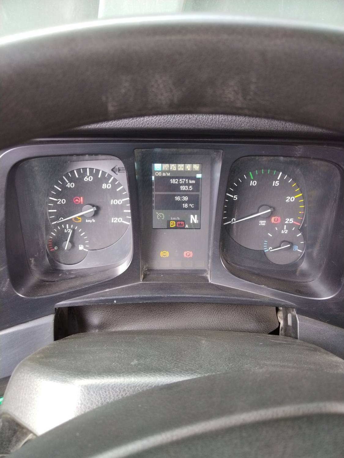 Mercedes-Benz Arocs 4148 K 8x4/4 Лот 000000182