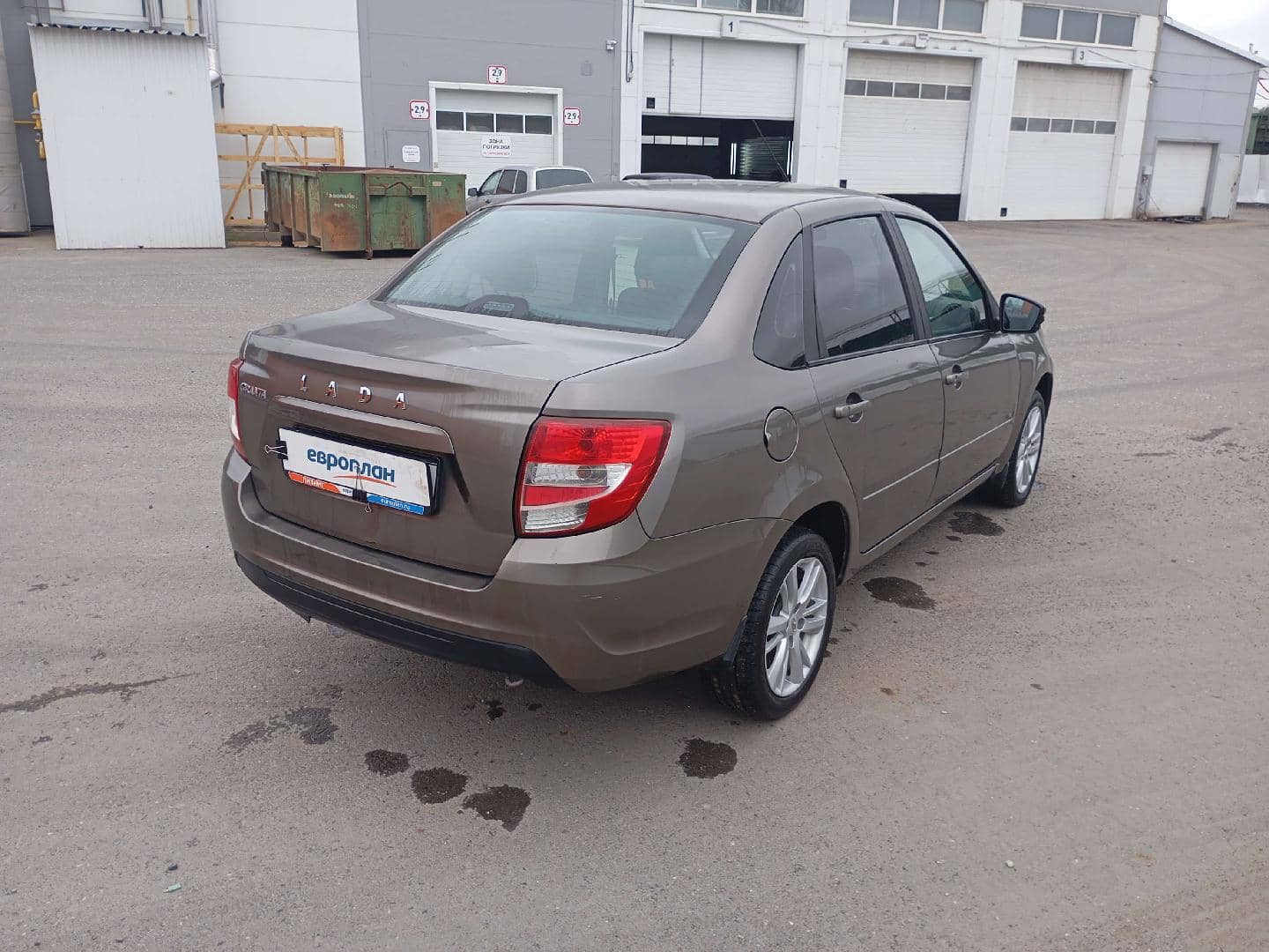Lada Granta седан,  132 551 км, 2024 года в лизинг