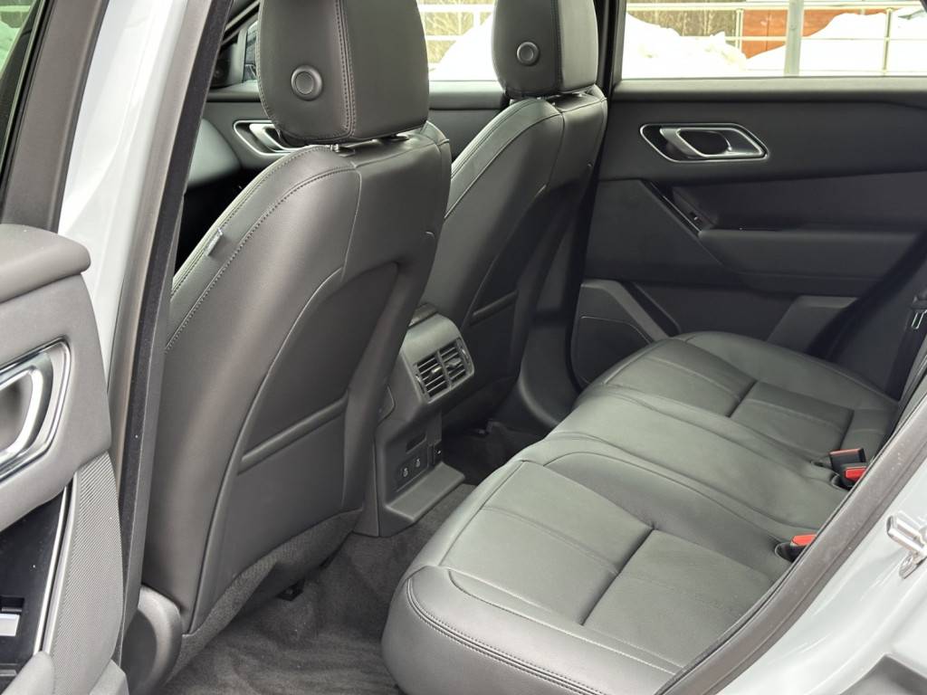 Land Rover Velar 2.0 250 Дайнэмик СЕ (Dynamic SE)