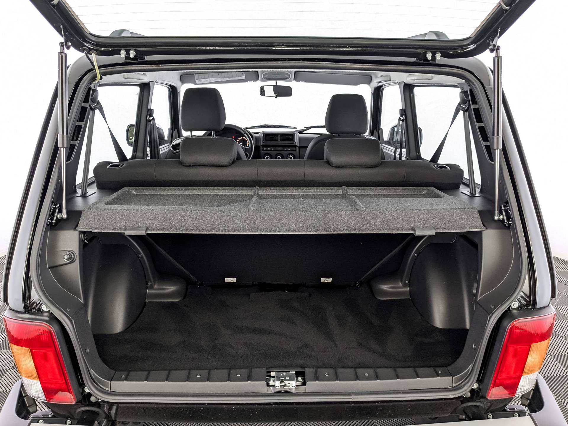 Lada Niva Legend Bronto Luxe 1.7 5MT