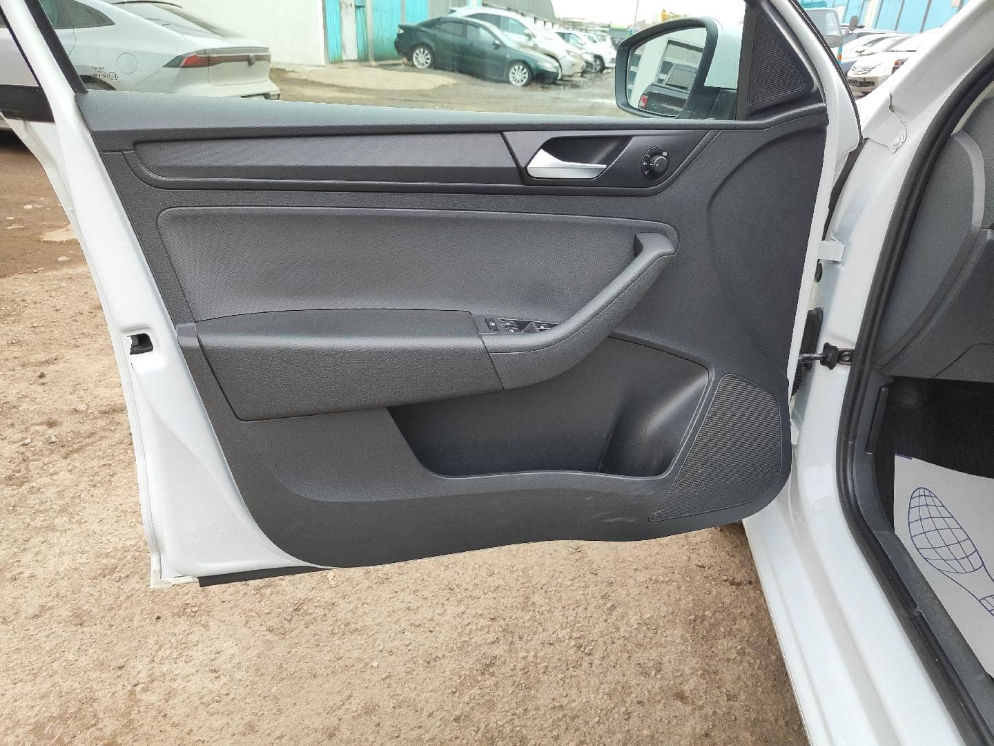 Volkswagen Polo,  143 435 км, 2020 года в лизинг