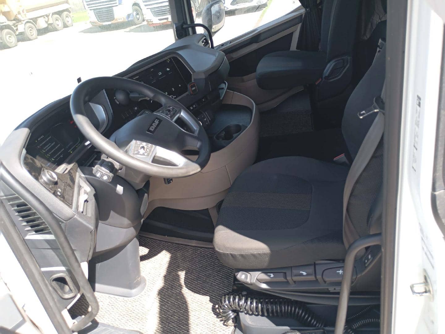 DAF XG 480 FT 4x2,  408 915 км, 2023 года в лизинг