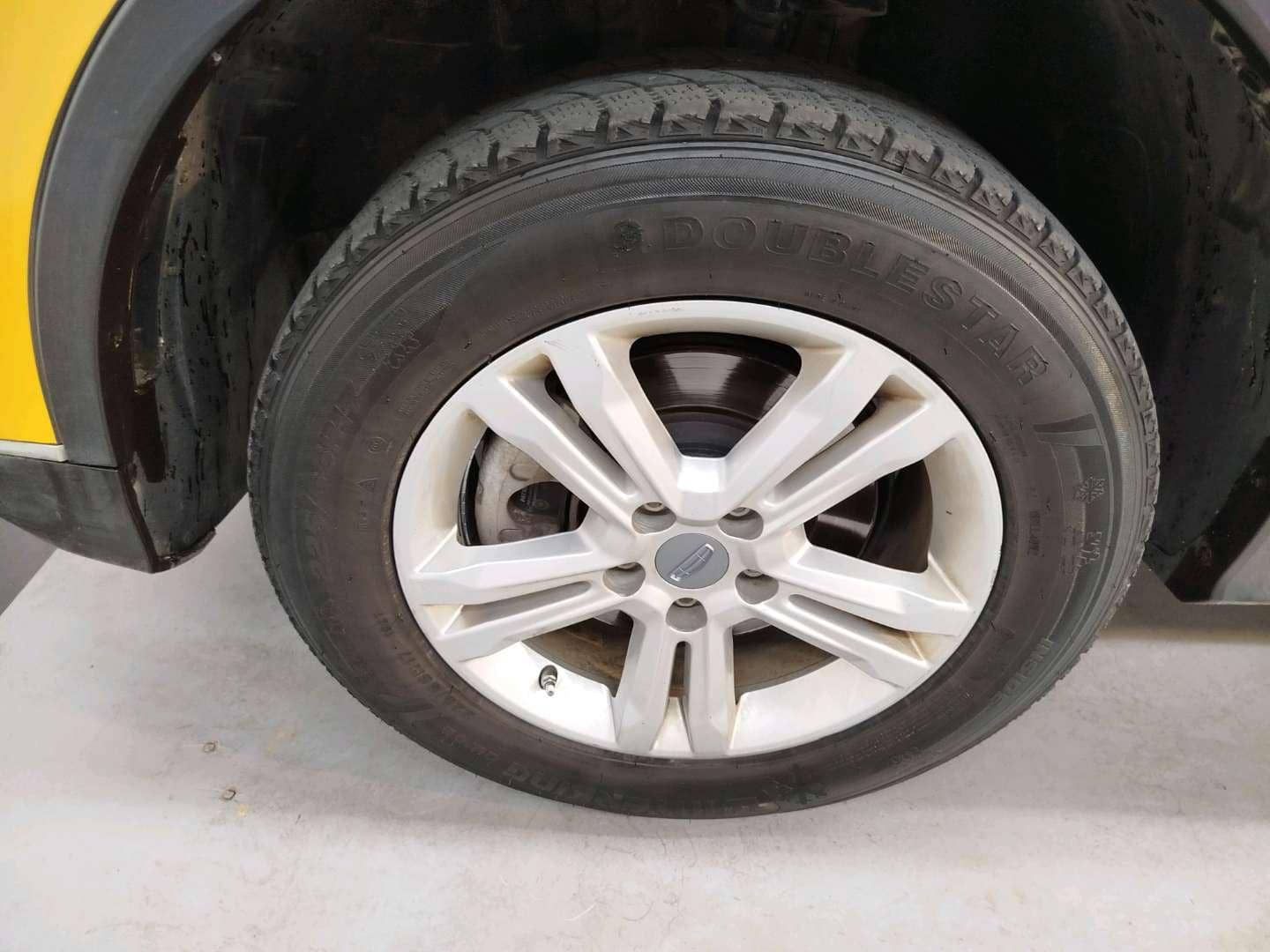 Geely Atlas Pro,  228 798 км, 2023 года в лизинг