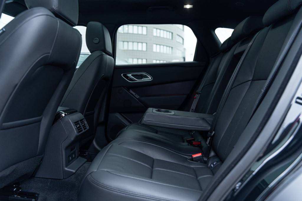 Land Rover Velar 2.0 250 Дайнэмик СЕ (Dynamic SE)