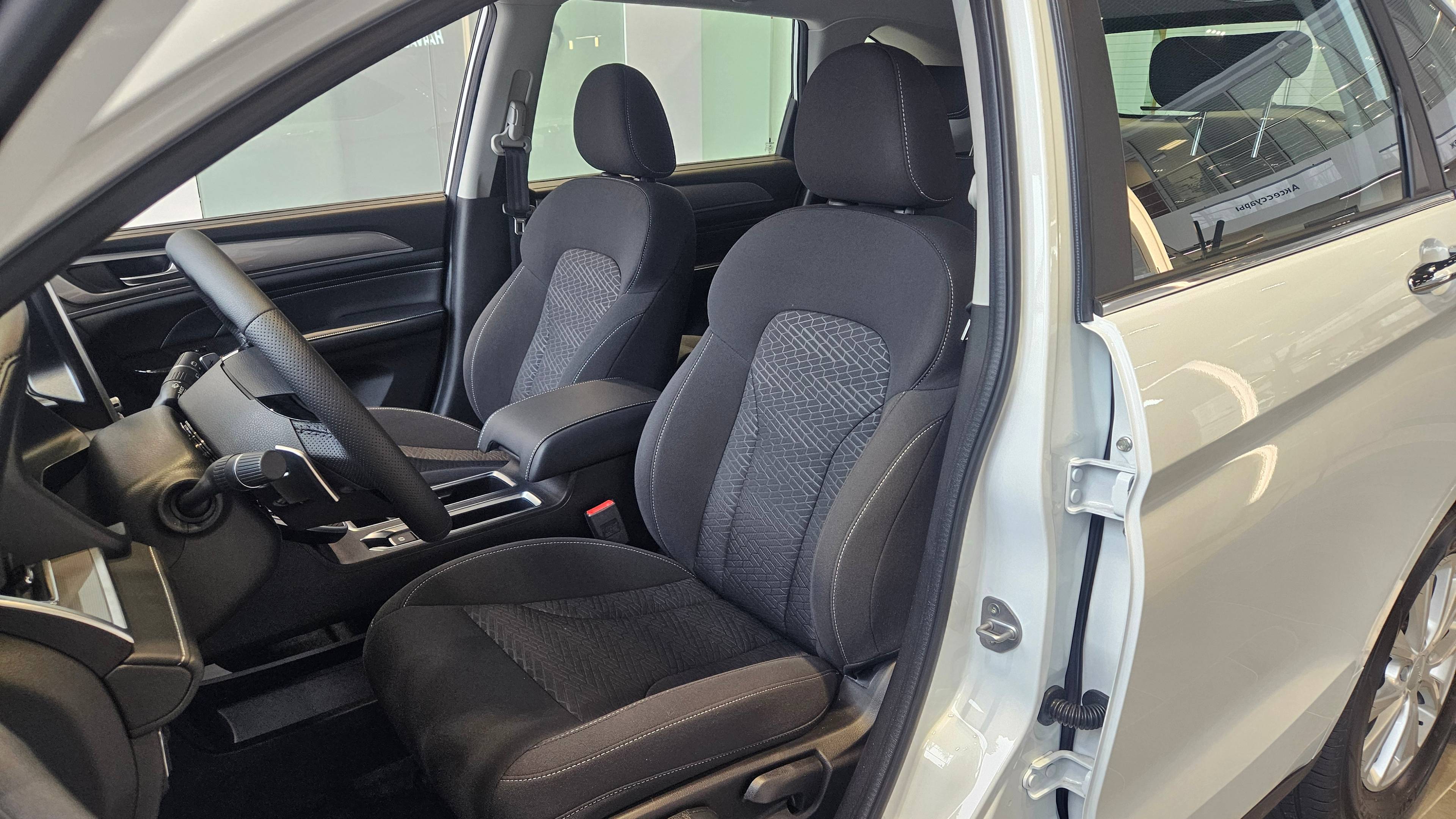 Haval M6 Family FWD AMT 143