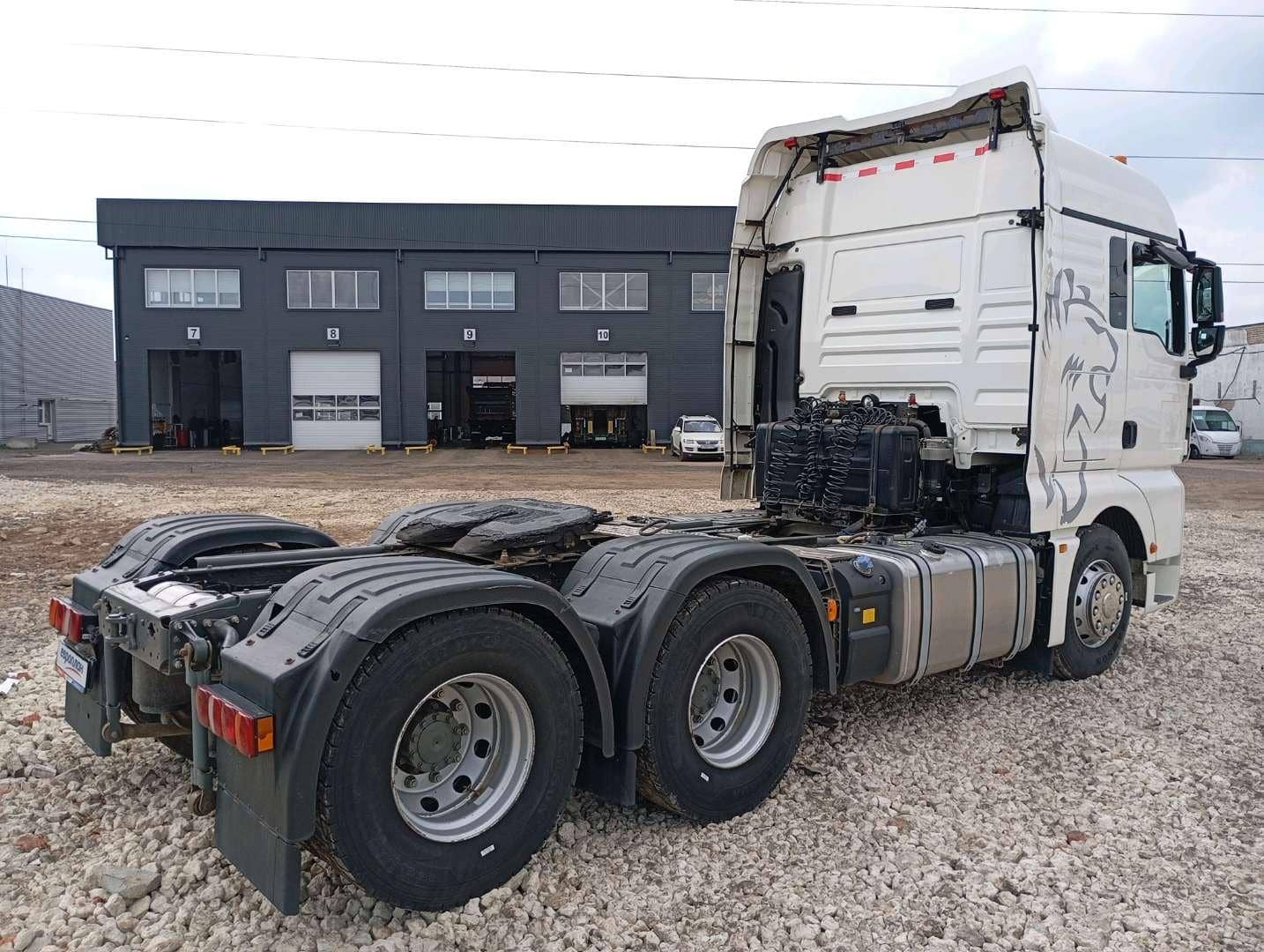 Sitrak С7Н MAX 6×4 ZZ4256V364HE,  258 210 км, 2023 года в лизинг