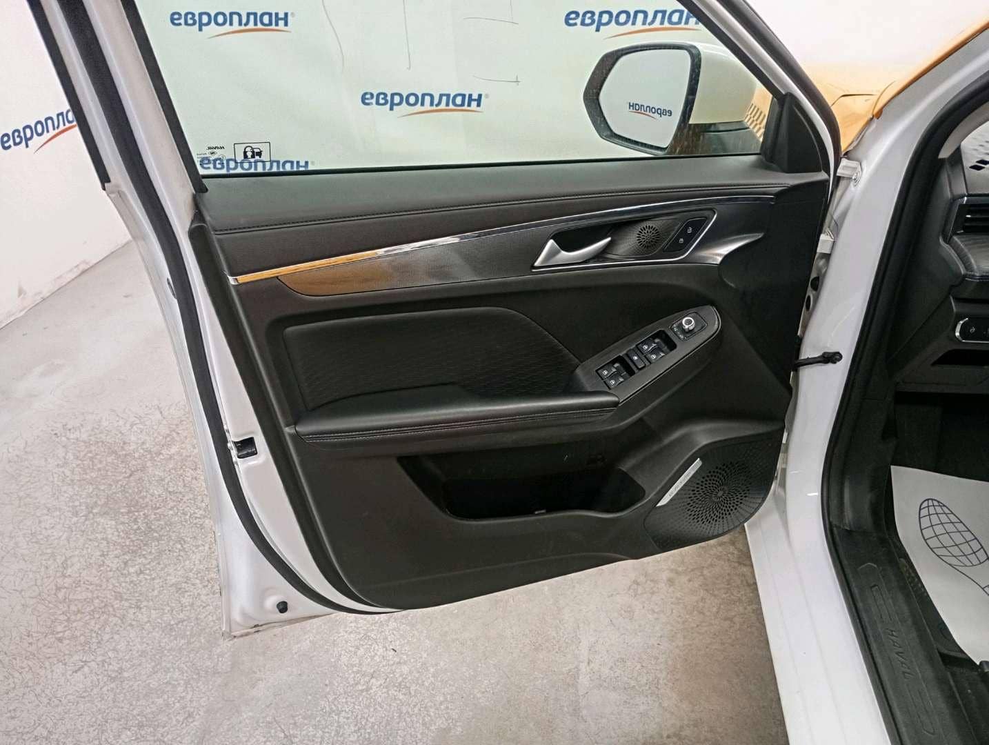 Haval Jolion,  163 381 км, 2023 года в лизинг