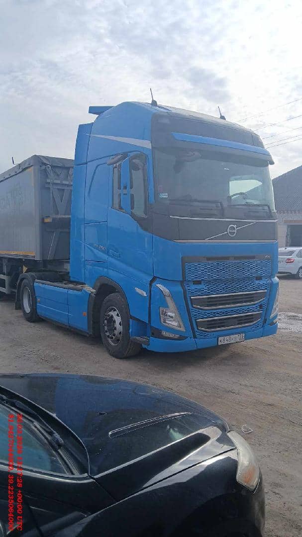 Volvo FH 460 4x2 (FH Globetrotter),  617 109 км, 2021 года в лизинг