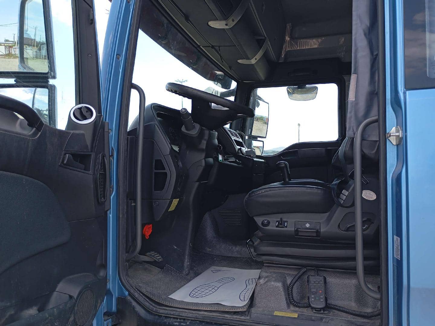 Sitrak С7Н 6×4 ZZ4256V364HE,  126 653 км, 2023 года в лизинг