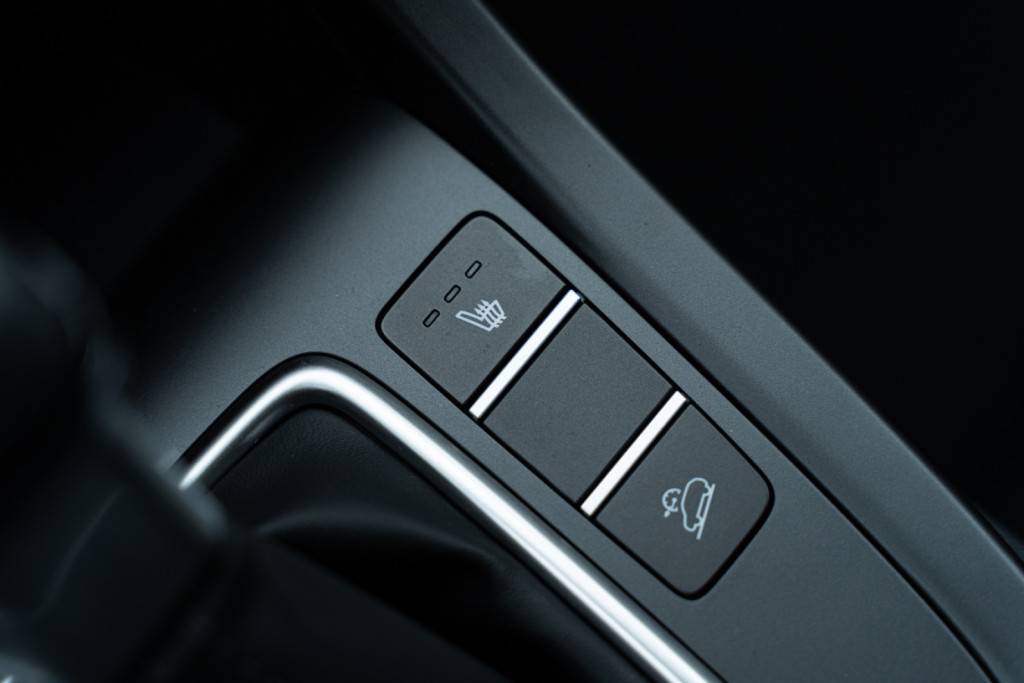 Solaris HC Classic 1.6 6AT 2WD