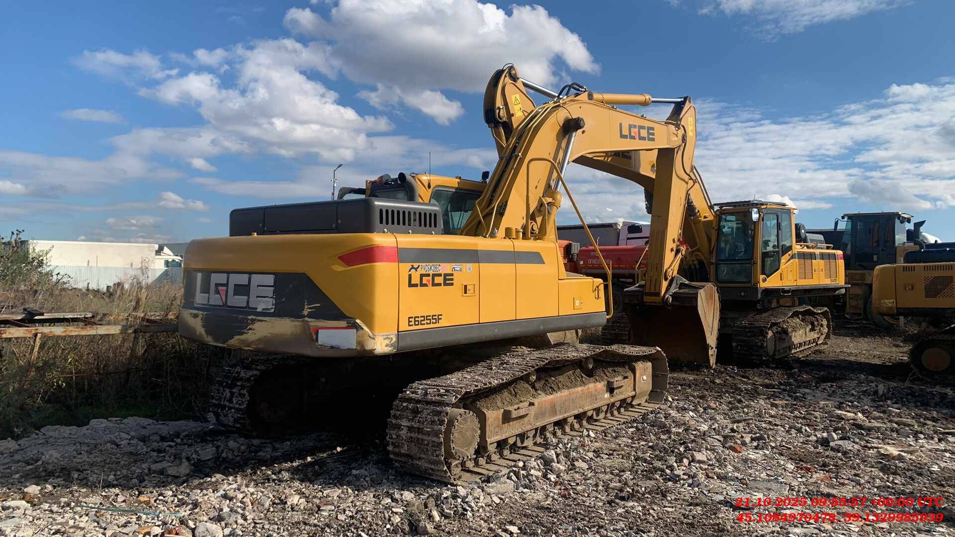 SDLG/LGCE E6255F,  1 741 км, 2024 года в лизинг