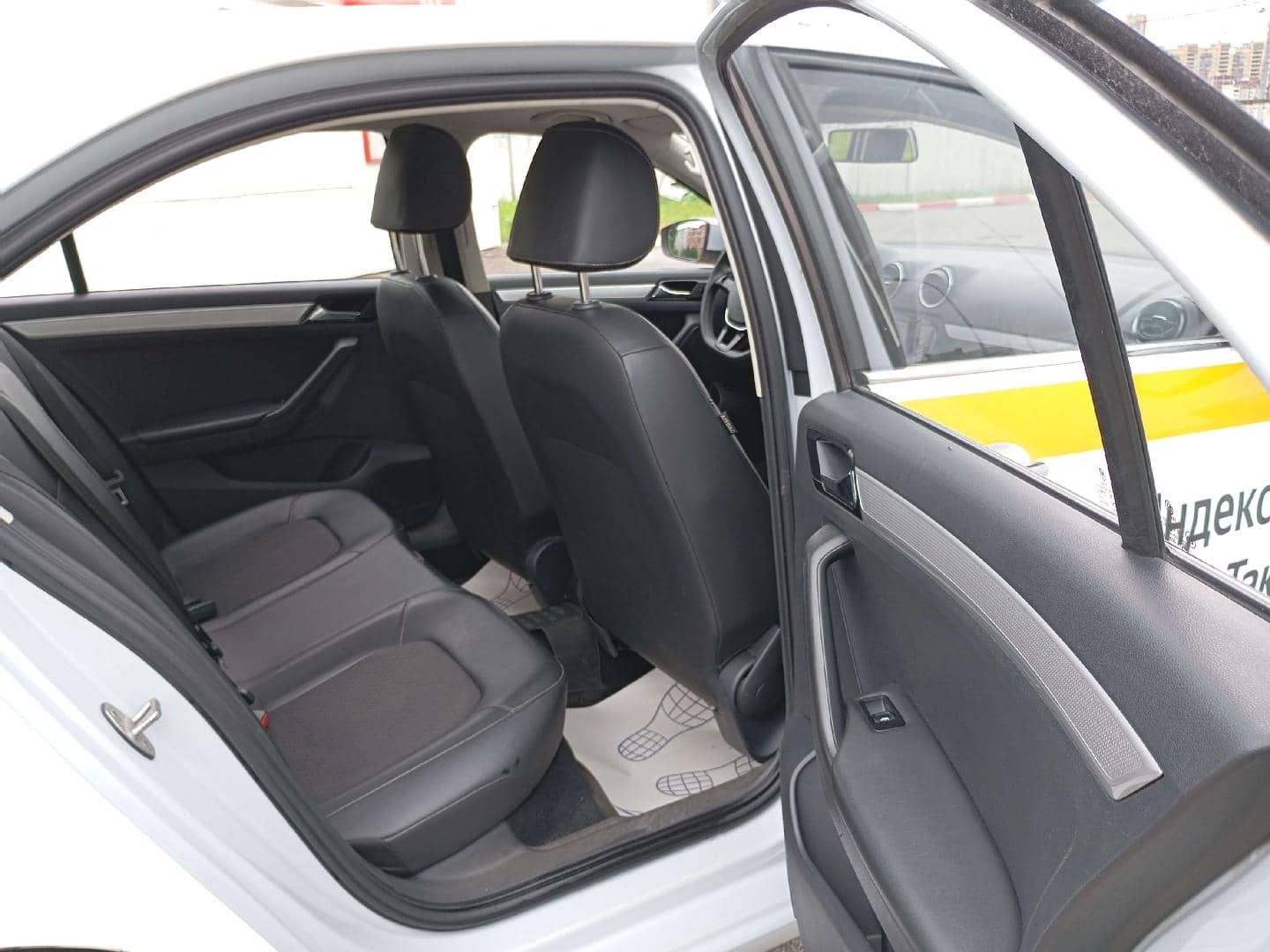 Jetta VA3,  188 617 км, 2023 года в лизинг