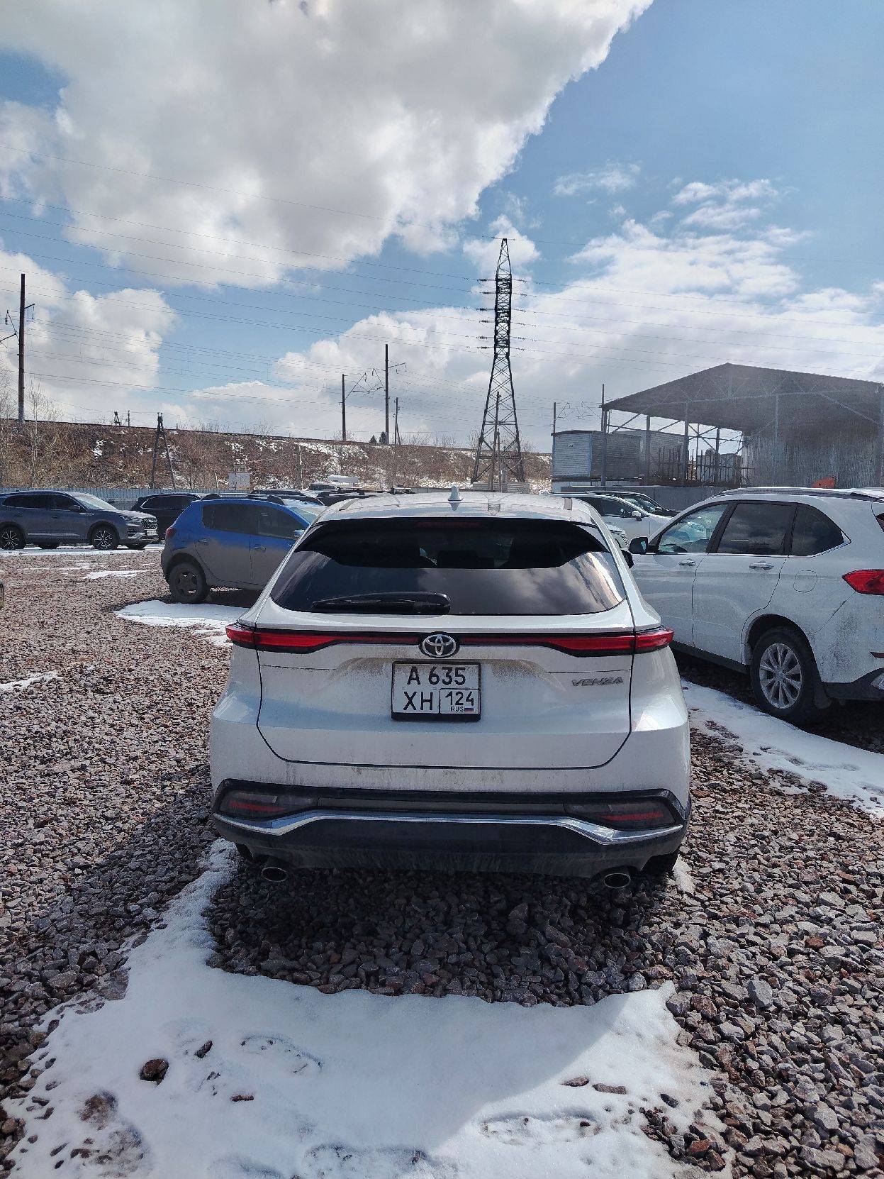 Toyota Venza,  42 161 км, 2023 года в лизинг