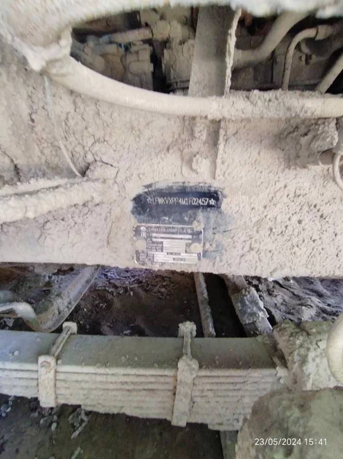 FAW CA3250P66K2T1E5 6х4,  1 км, 2021 года в лизинг