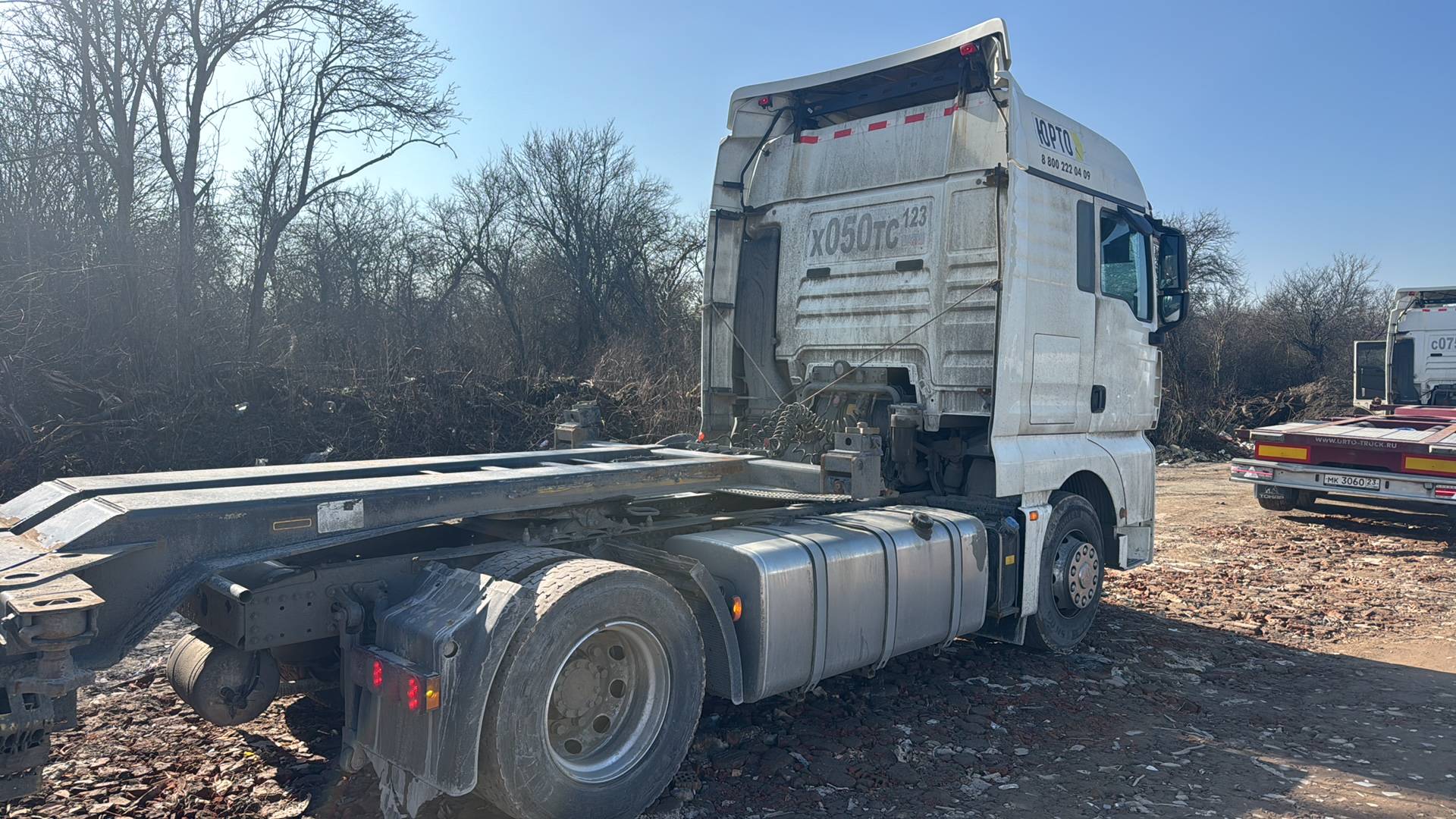 Sitrak C7H 4x2 ZZ4186V361HE,  301 646 км, 2022 года в лизинг