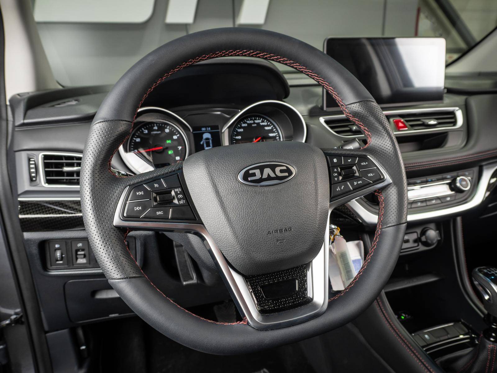 JAC JS3 Luxury 1.6 MT