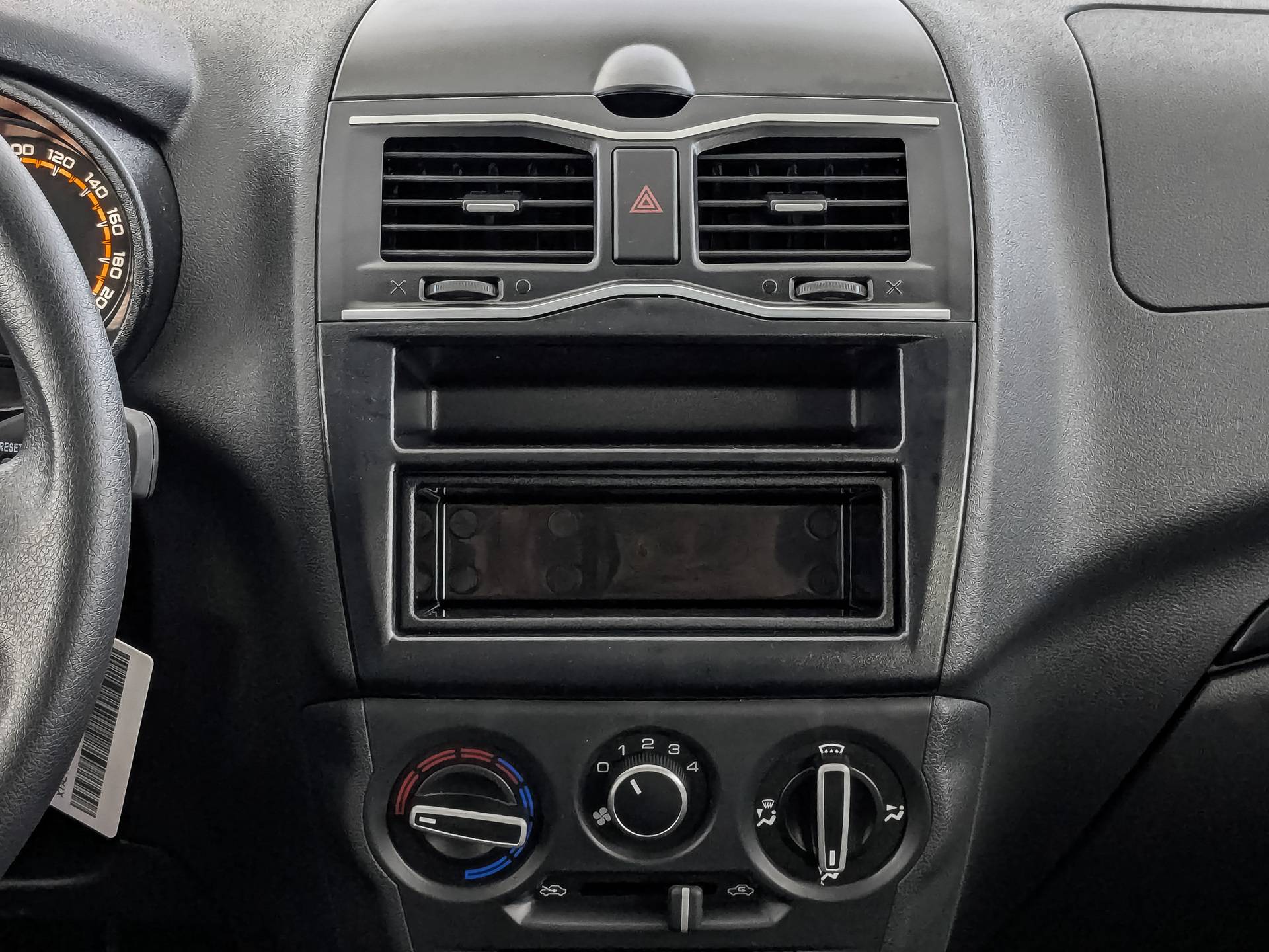 Lada Granta седан Classic 23 Кондиционер 1.6 90hp 5MT