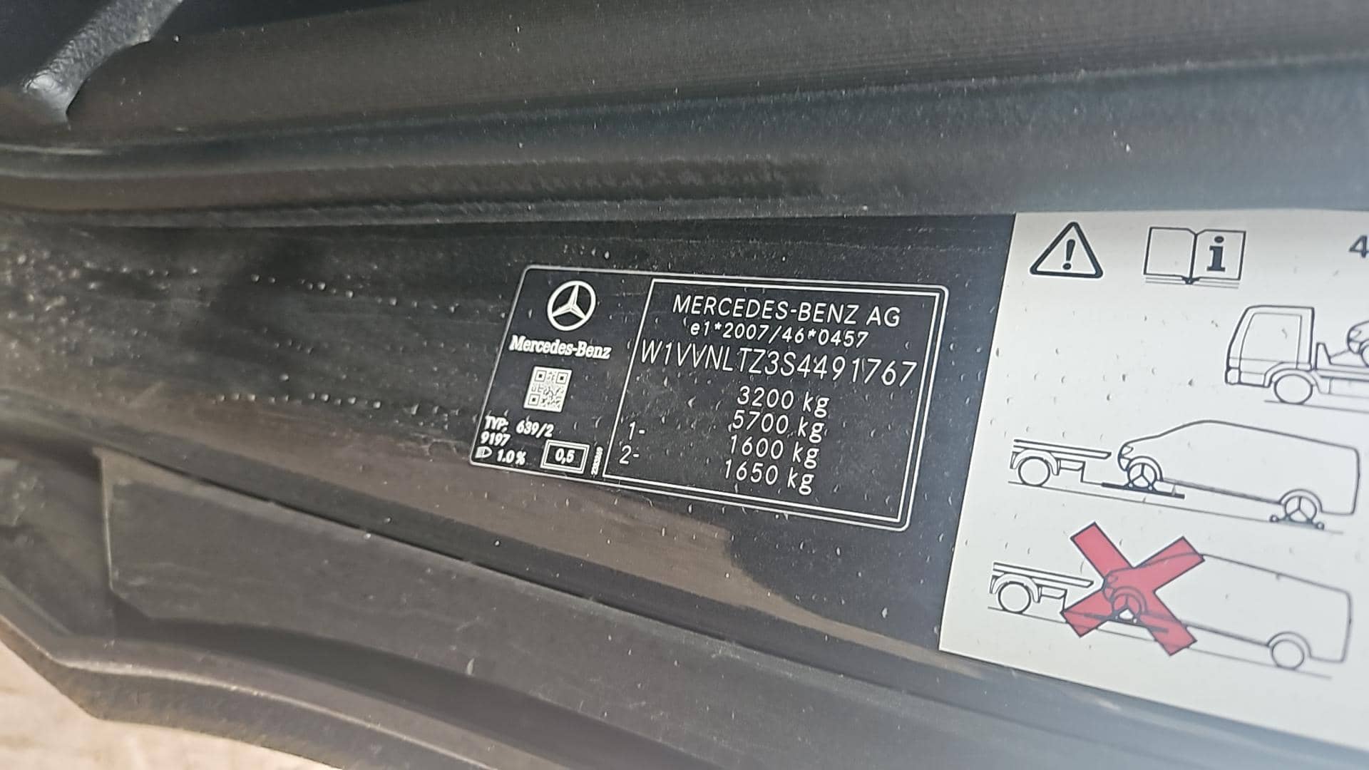 Mercedes-Benz V,  28 133 км, 2025 года в лизинг