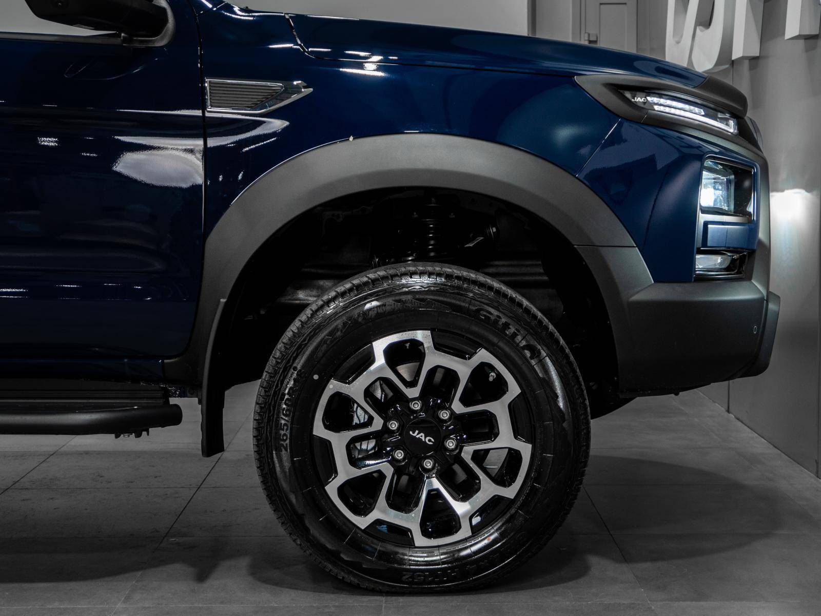 JAC T9 Explore 2.0T AT 4WD