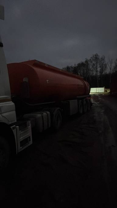 Сеспель Бензовоз SF3330 (964846)