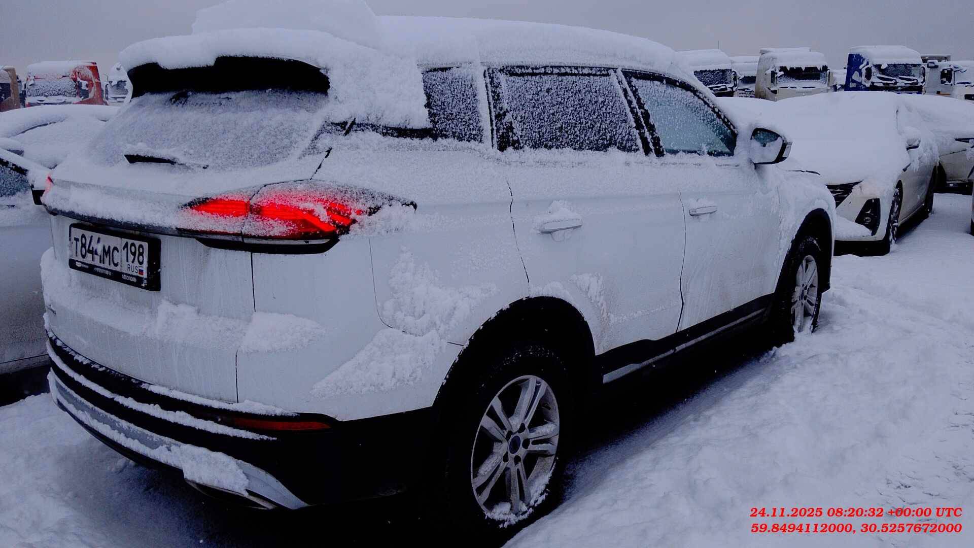 Geely Atlas Pro,  69 212 км, 2024 года в лизинг