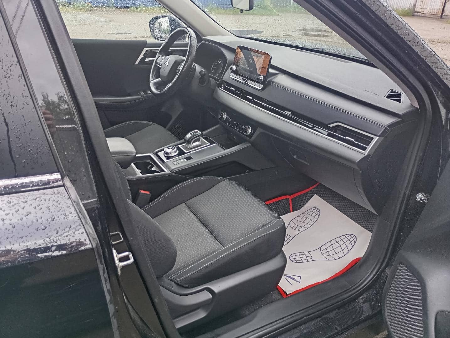 Mitsubishi Outlander,  90 049 км, 2022 года в лизинг
