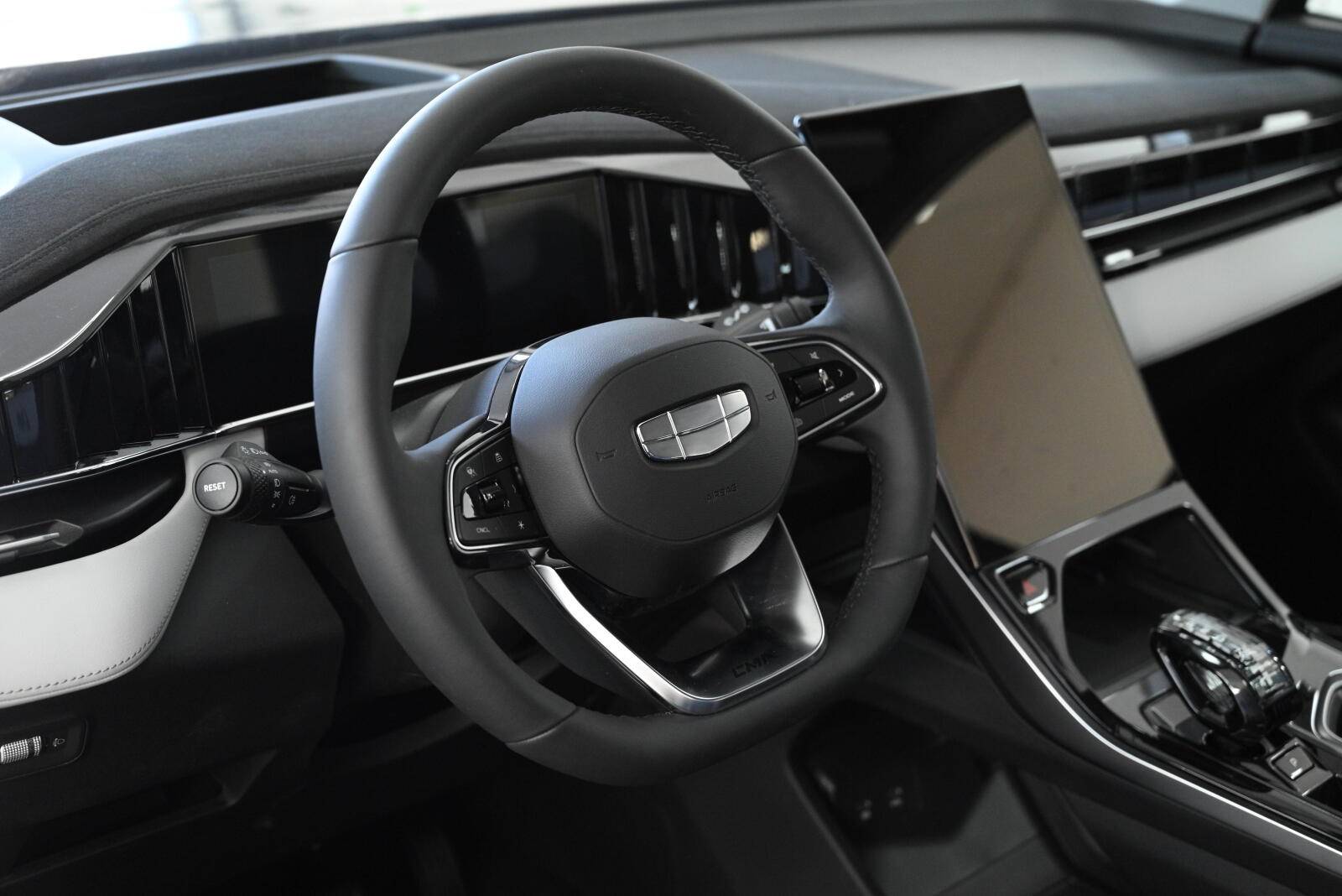 Geely Atlas Flagship Sport 2.0T 7DCT 2WD