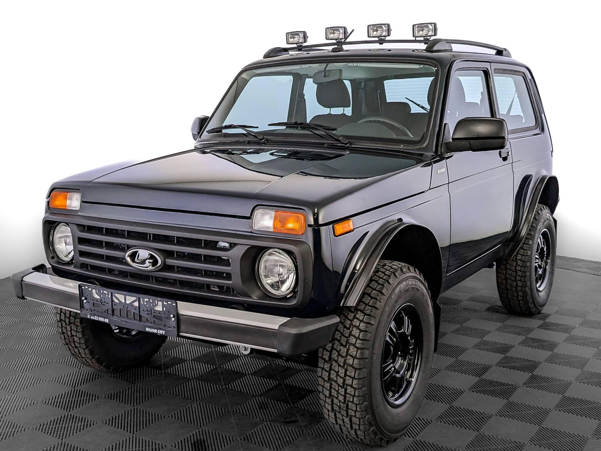 Lada Niva Legend Bronto Luxe 1.7 5MT