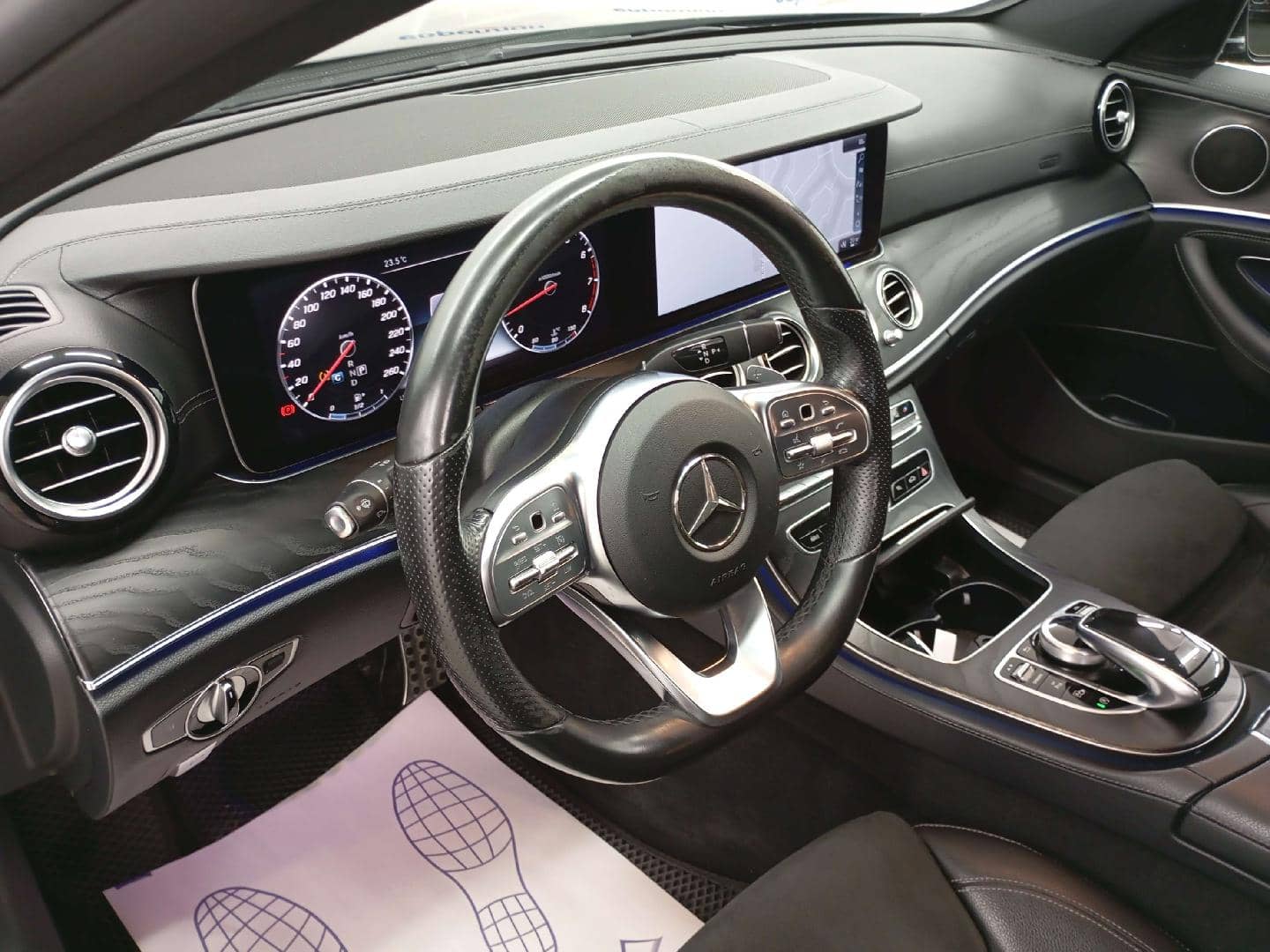 Mercedes-Benz E седан,  175 524 км, 2020 года в лизинг