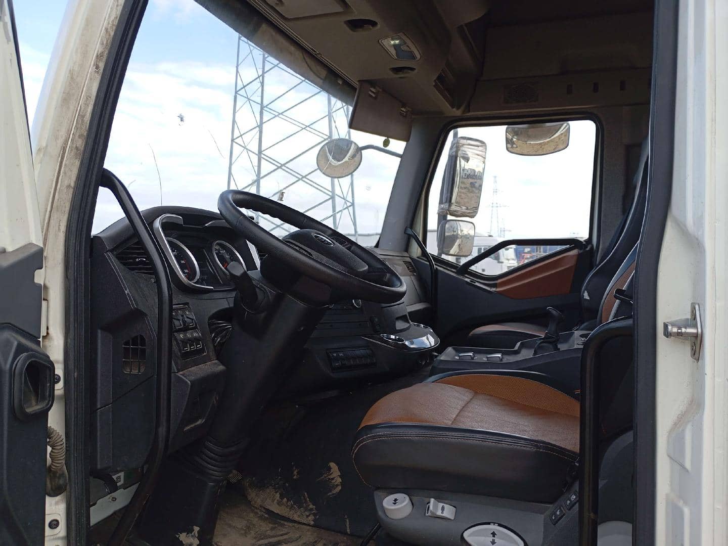 FAW CA4180P66K25E5 4x2,  166 757 км, 2023 года в лизинг
