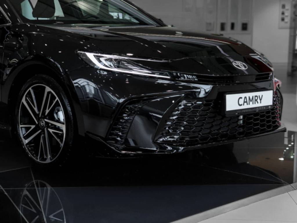 Toyota Camry 2.0S Sports Edition