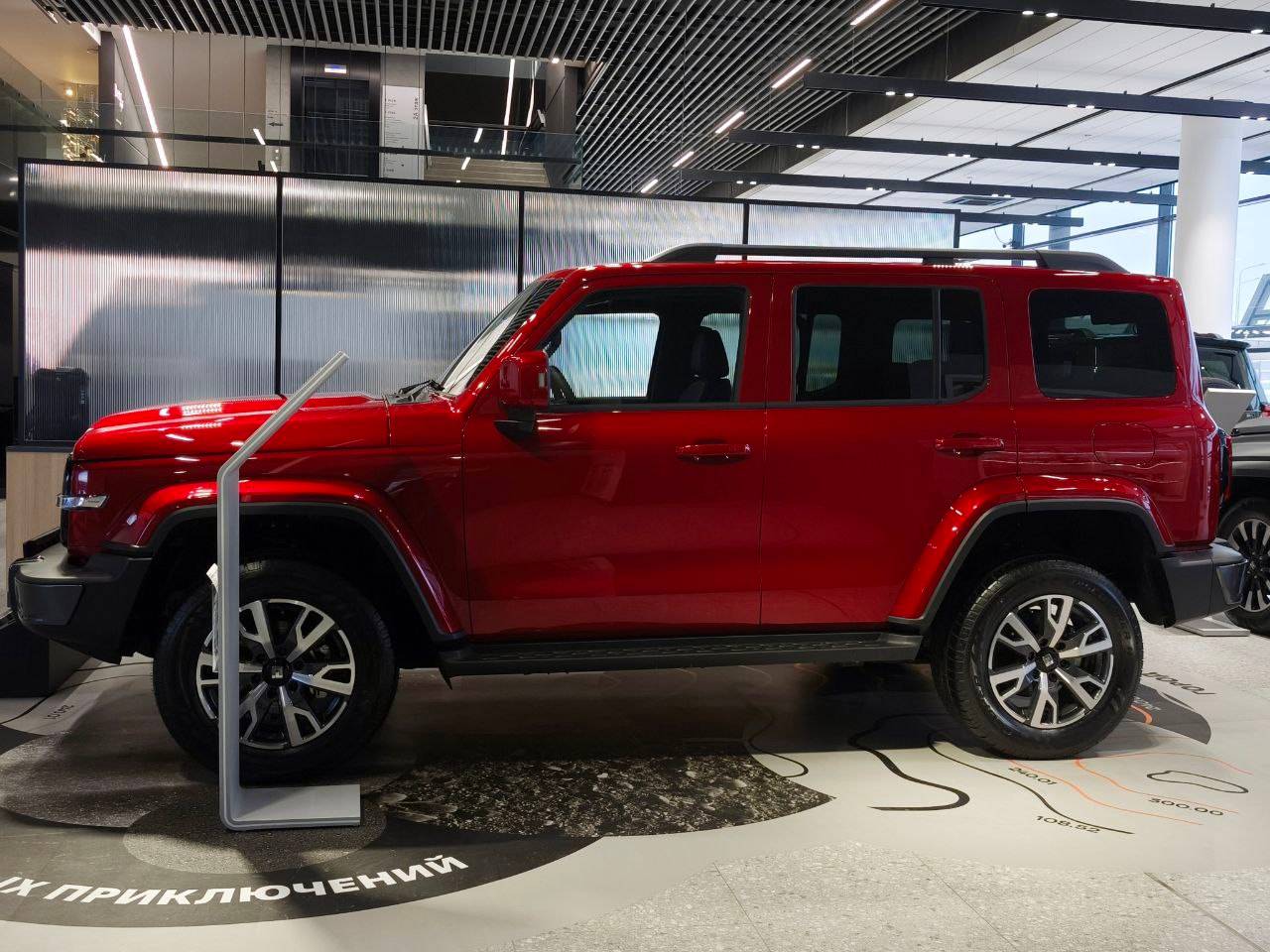 Tank 300 City Premium 2.0 8AT 4WD