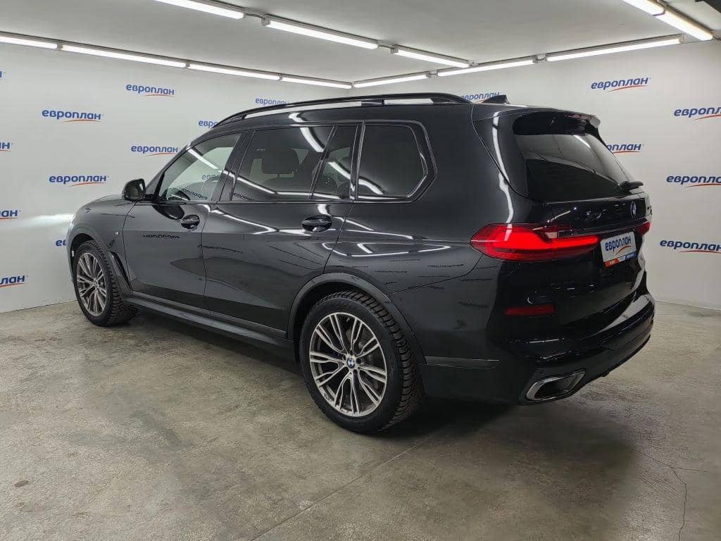BMW X7,  215 754 км, 2019 года в лизинг
