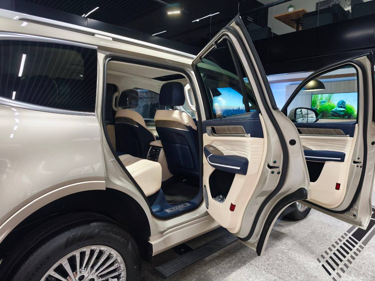 Tank 500 Premium 3.0 9AT 4WD