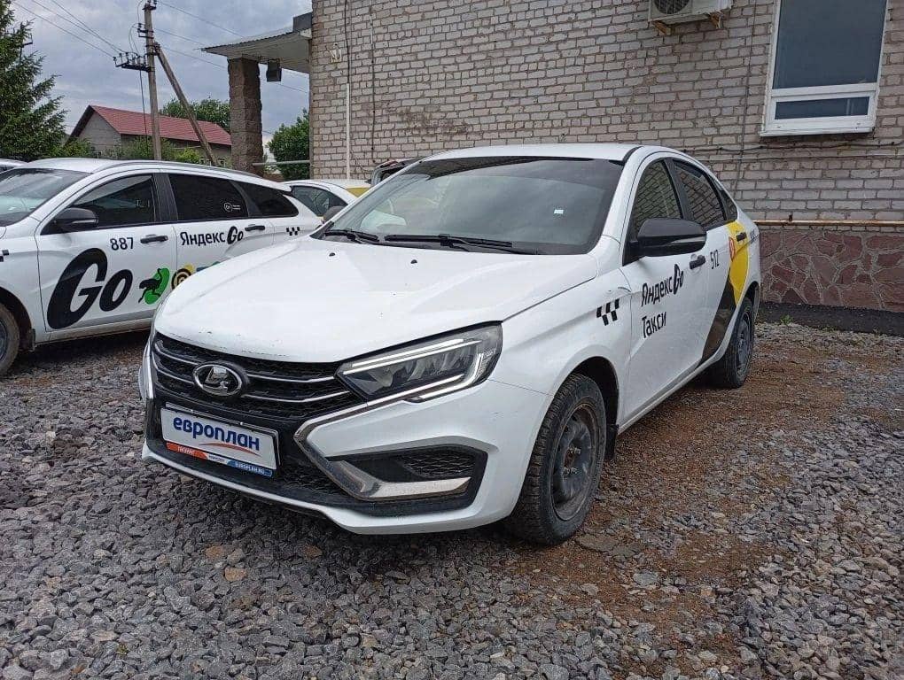 Lada Vesta седан