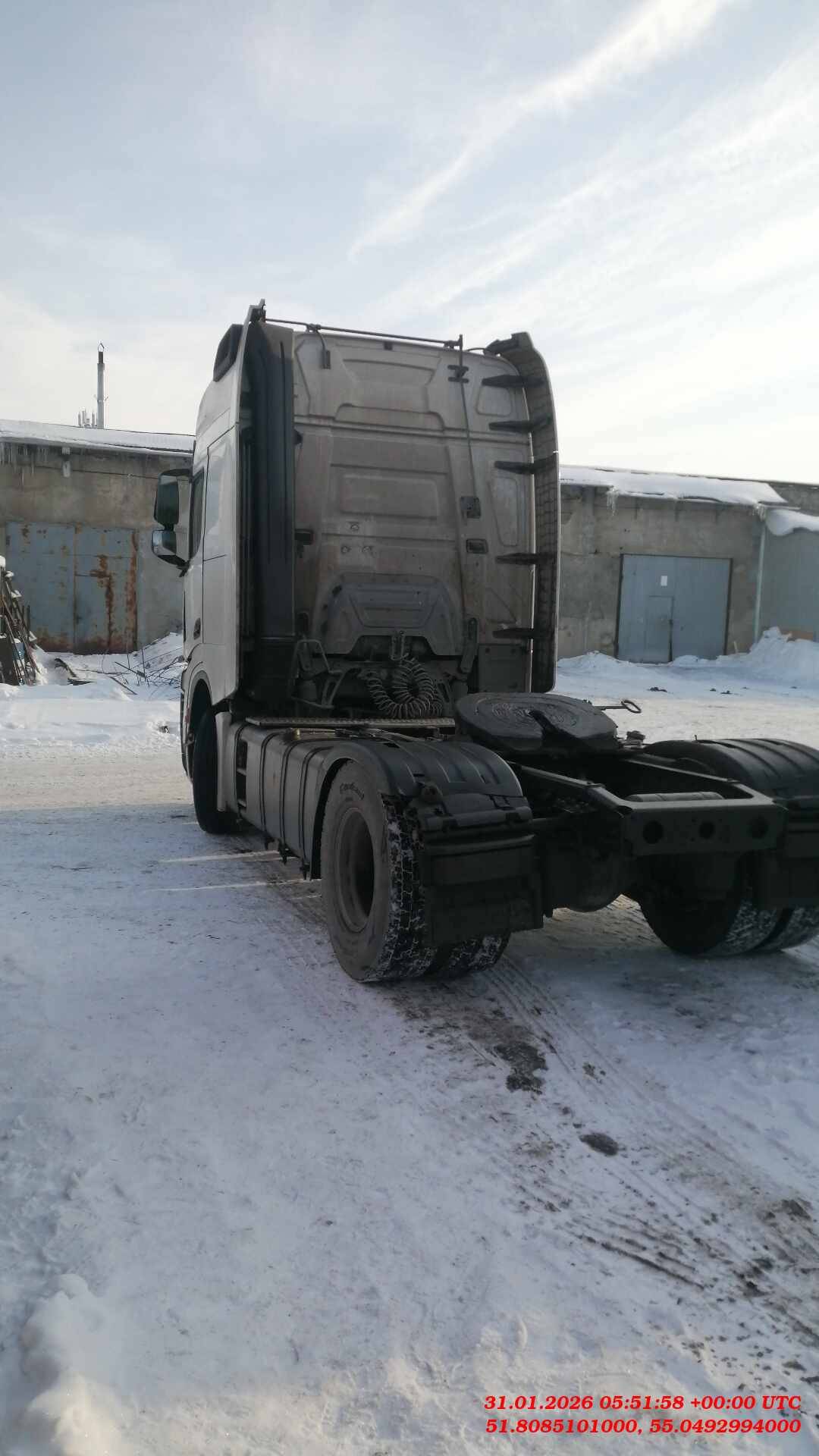 Shacman SX4188YY381,  238 879 км, 2023 года