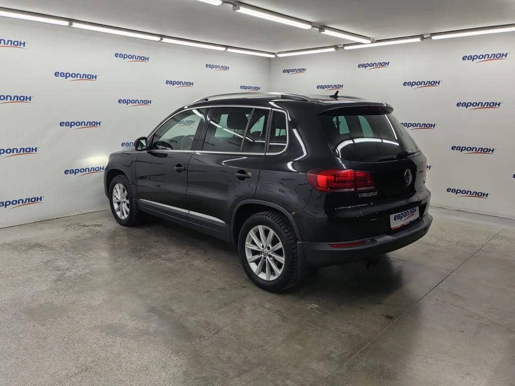 Volkswagen Tiguan,  190 698 км, 2016 года в лизинг
