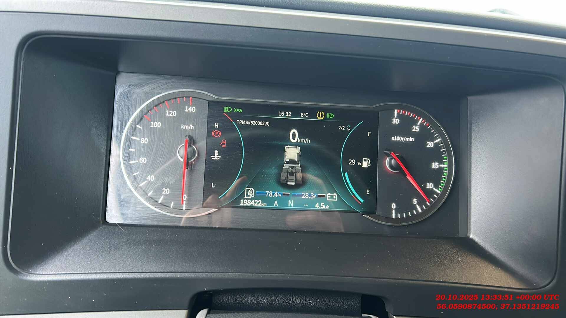 DongFeng GX DFH4180 4x2,  198 422 км, 2024 года в лизинг