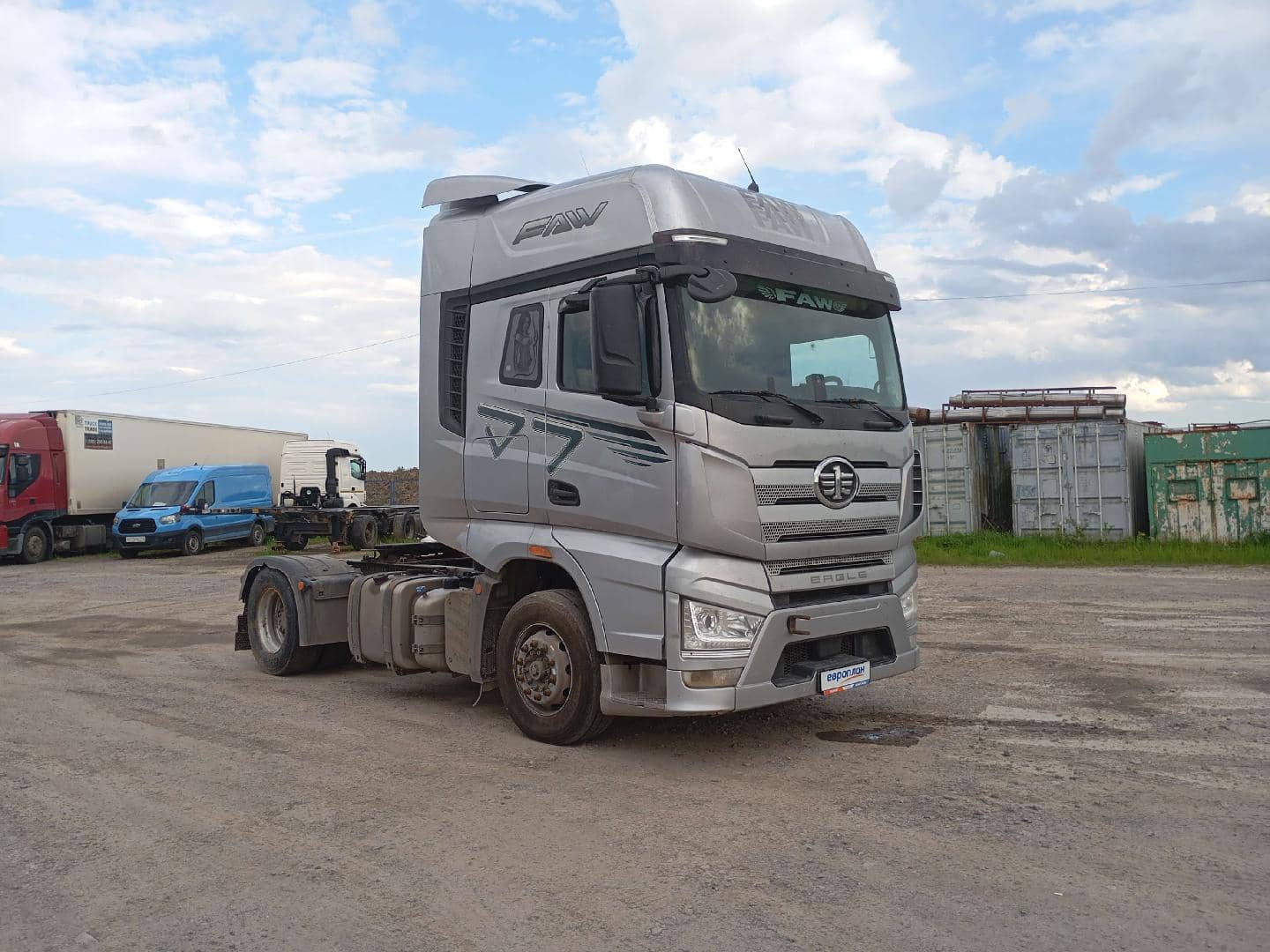 FAW CA4180P77K25E5 4x2,  368 980 км, 2023 года в лизинг