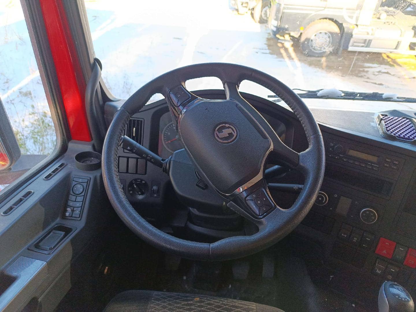 Shacman SX32586W385С,  243 000 км, 2023 года в лизинг