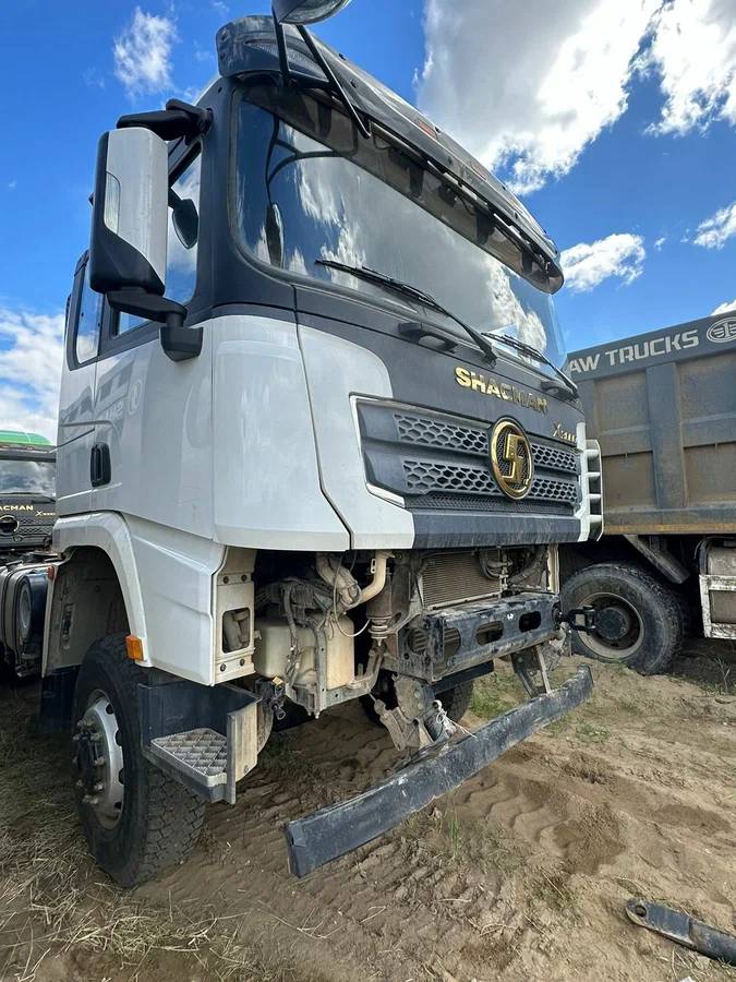 Shacman SX42586W385C,  66 666 км, 2022 года