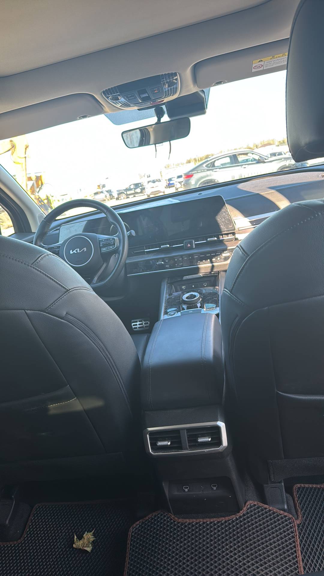 KIA Sportage,  24 588 км, 2023 года в лизинг